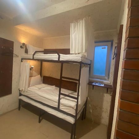 Hostel Danylo Halytskyi Lviv Exteriör bild